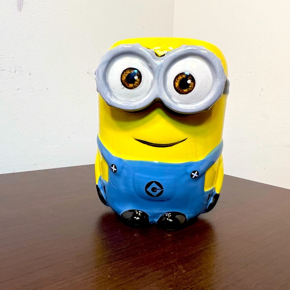 Minions The Rise of Gru Bob 3d Mold Coffee Cup